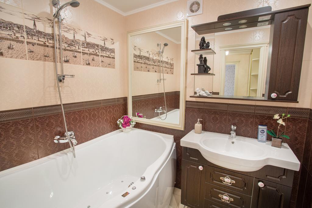 Luxury Apartments With Jacuzzi Sumy Eksteriør bilde